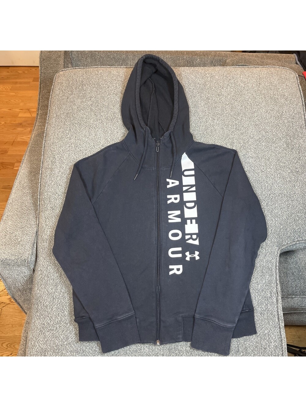 Under Armour Men’s Size Medium Hoodie Black